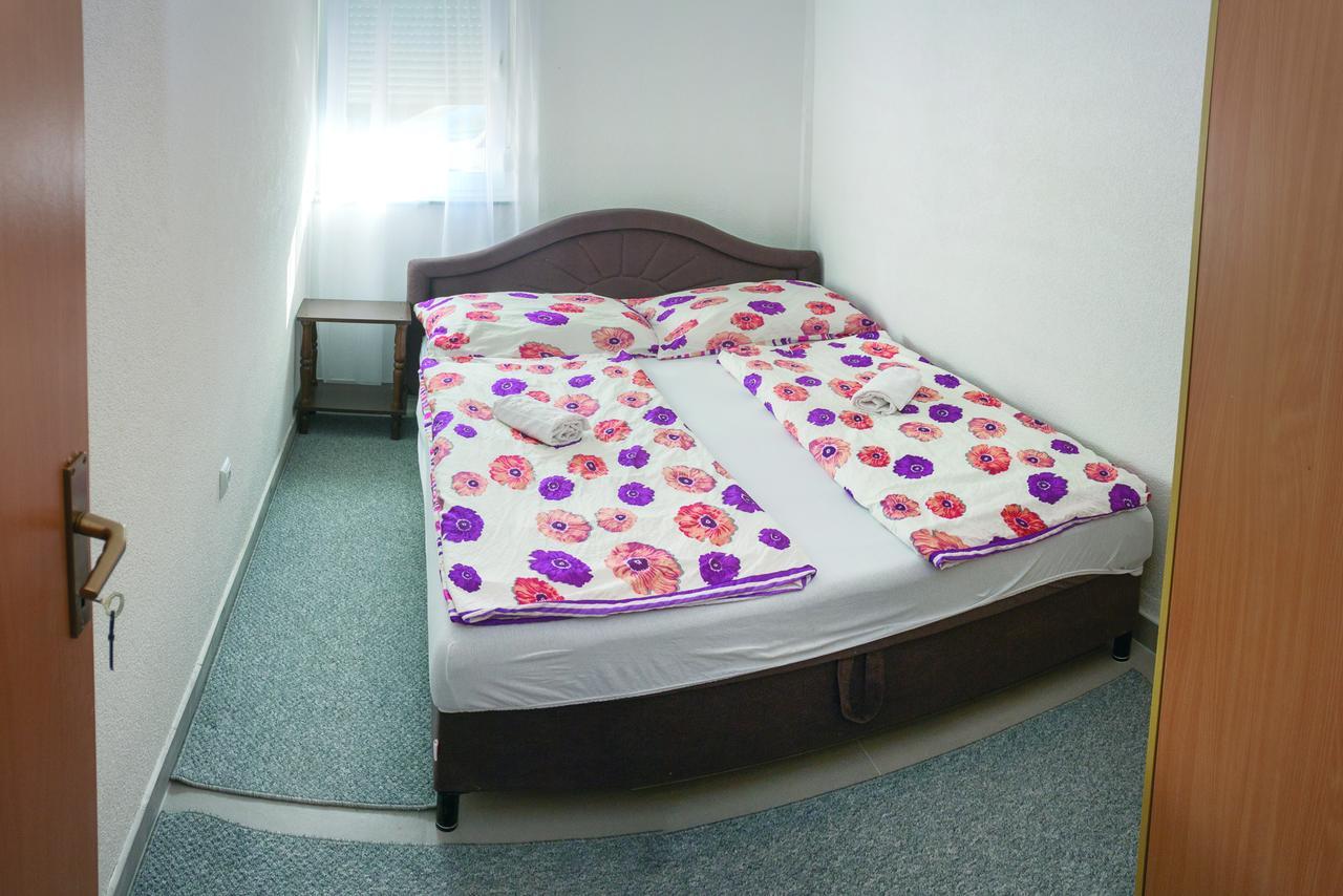 Apartment Resaa Bihać Esterno foto