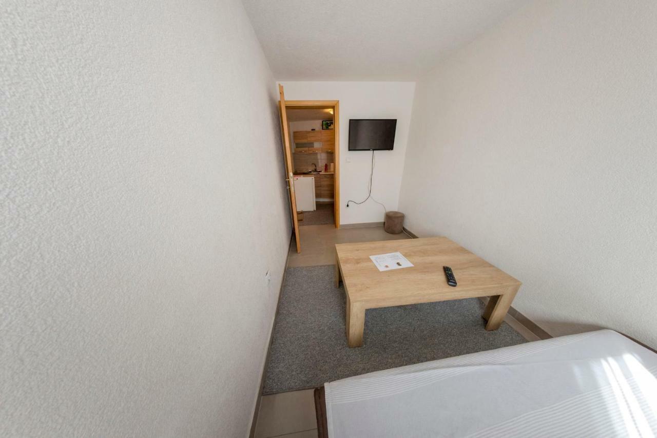 Apartment Resaa Bihać Esterno foto