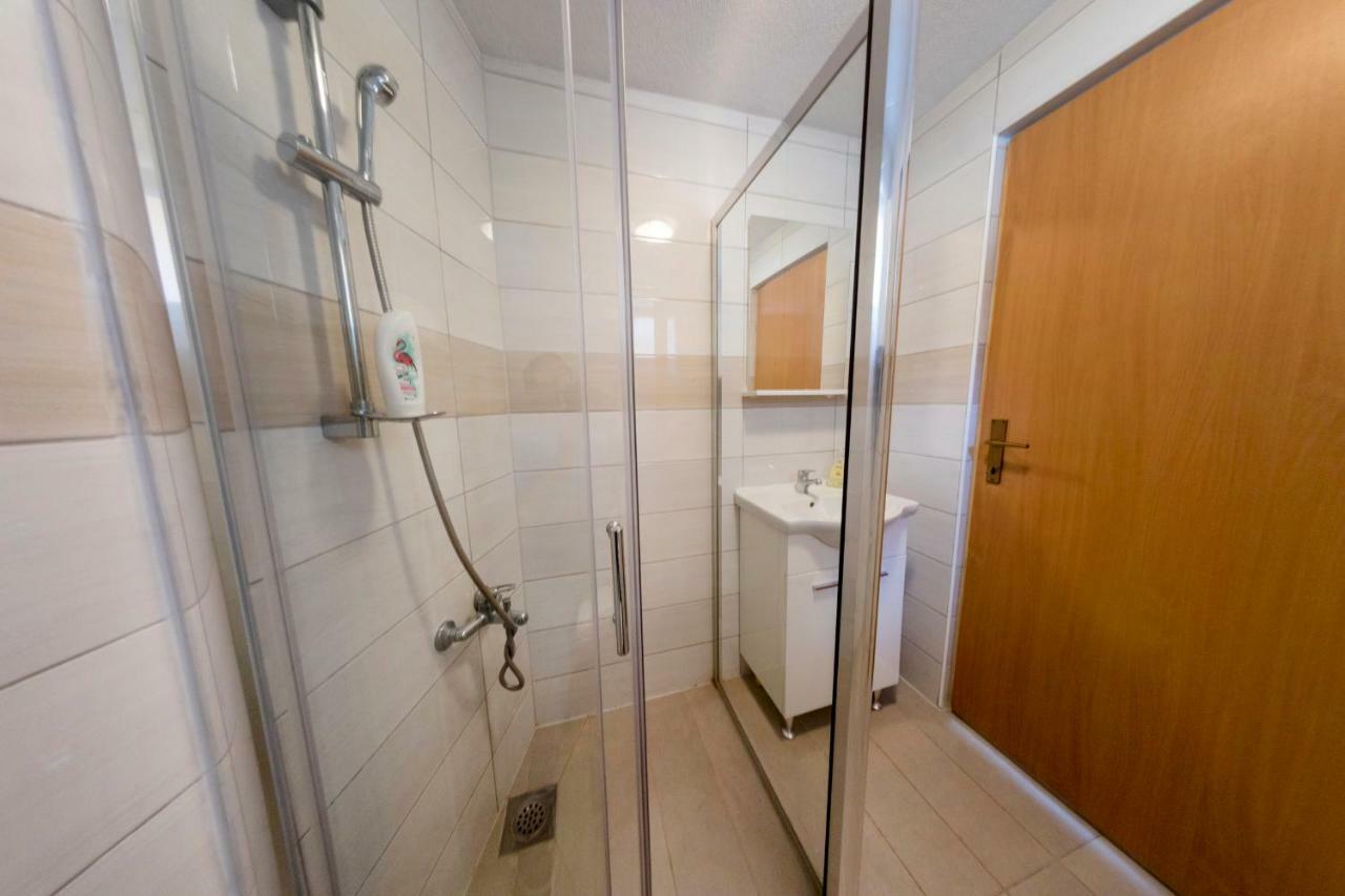 Apartment Resaa Bihać Esterno foto