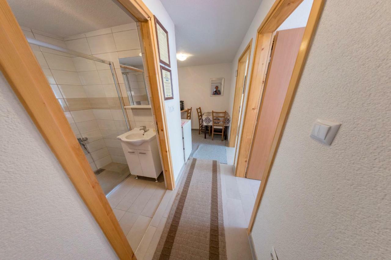 Apartment Resaa Bihać Esterno foto